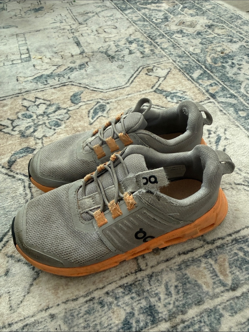 On Running boys Sneakers — Gray Upper with Orange Sole